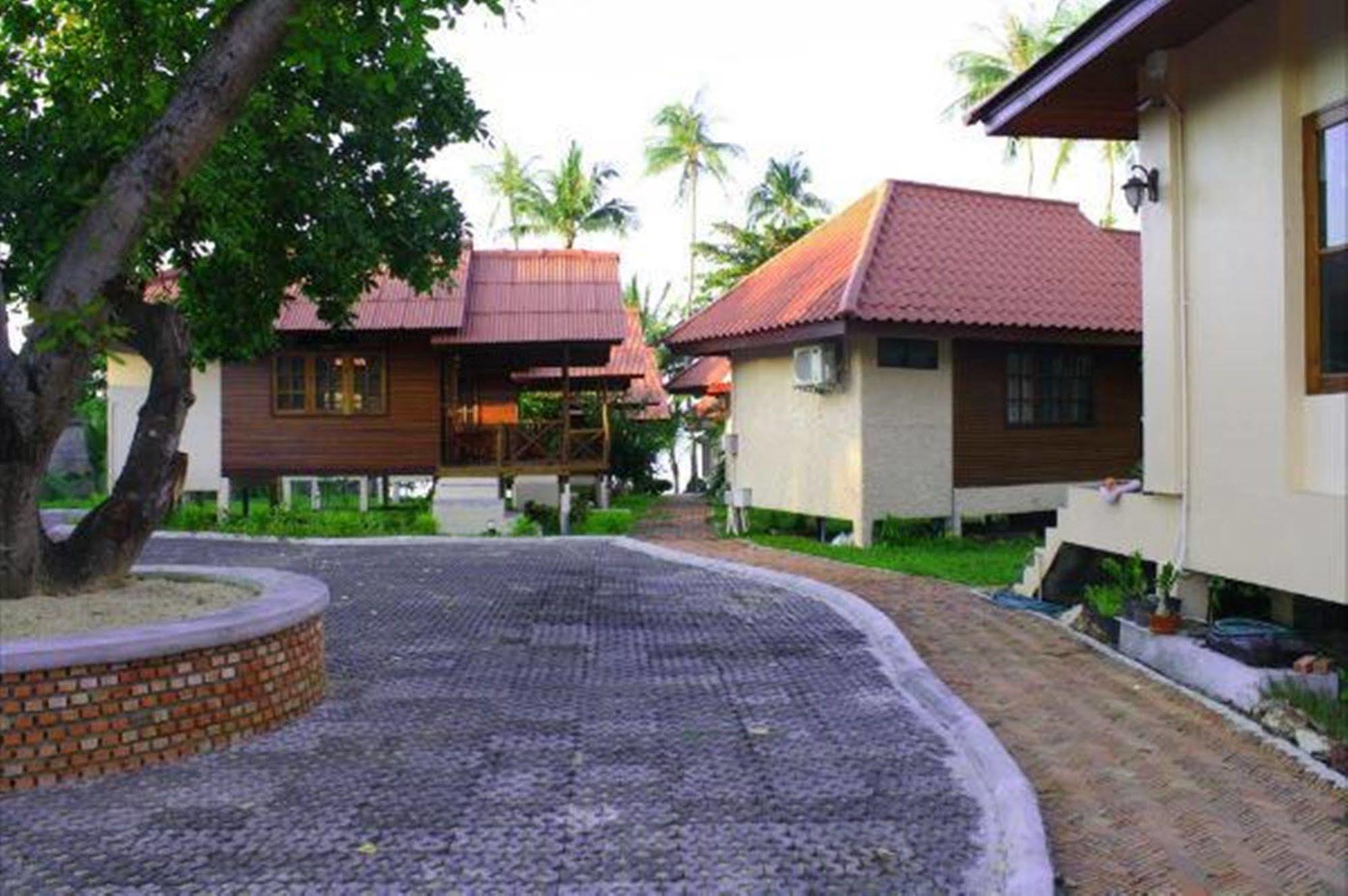 Dome Lay Beach Resort Bophut Exterior photo